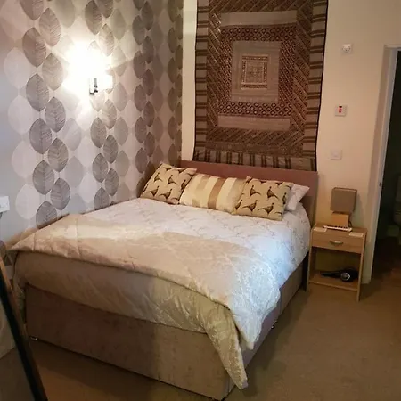 Carvetii - Gemini House - 4 Bed House Sleeps Up To 8 People Villa Tillicoultry Exterior photo