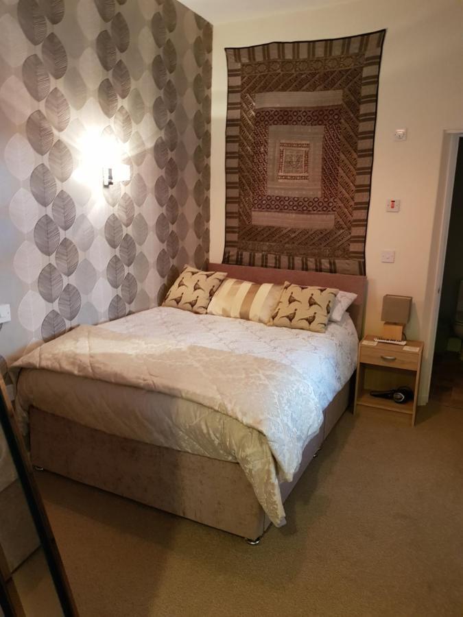 Carvetii - Gemini House - 4 Bed House Sleeps Up To 8 People *